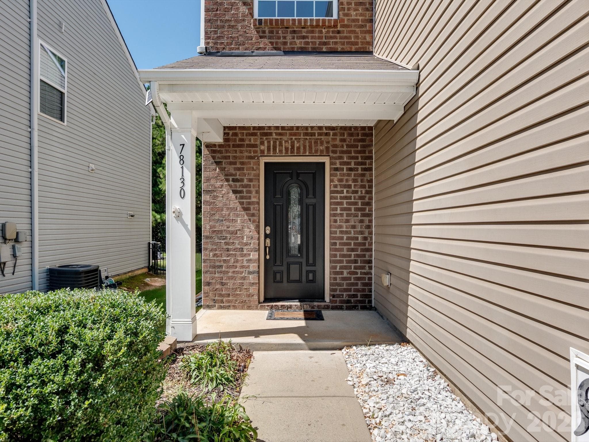 Single Family Residence at 78130 Rillstone Drive, Lancaster, photo 4 of 41