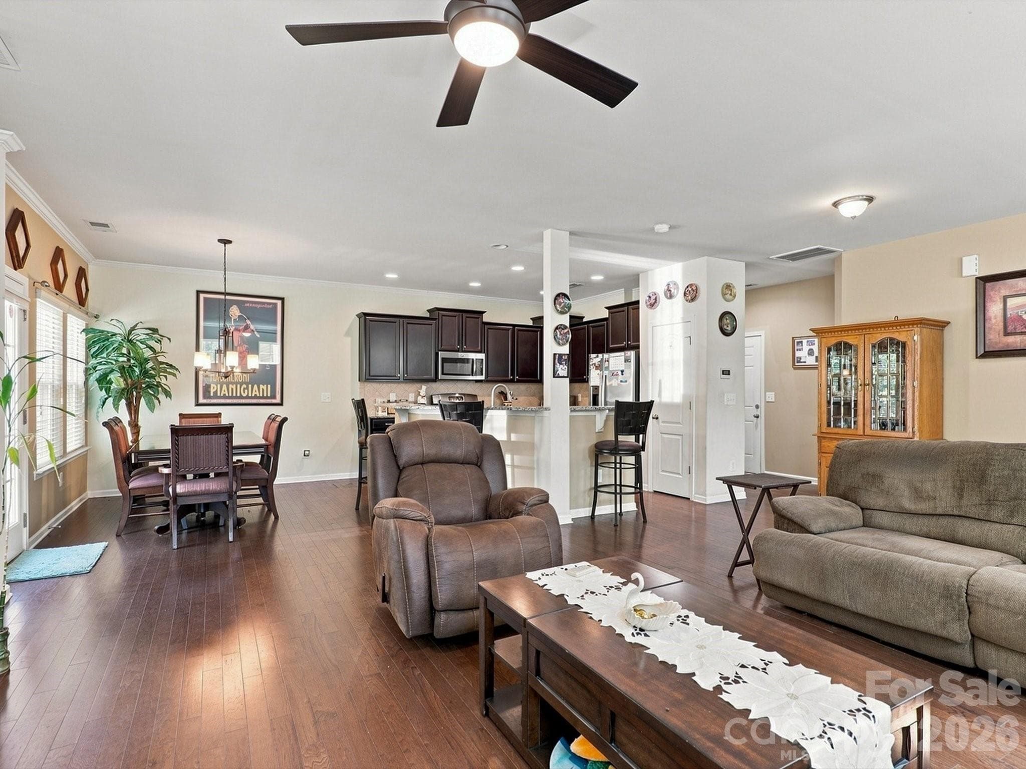 Single Family Residence at 78130 Rillstone Drive, Lancaster, photo 10 of 41