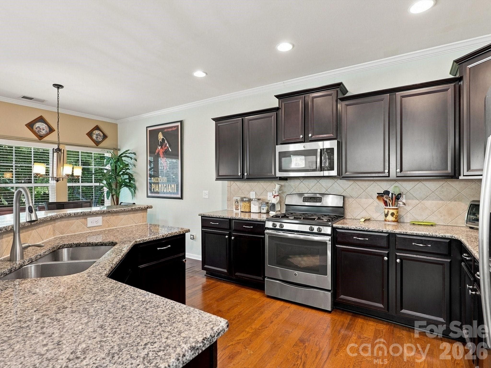 Single Family Residence at 78130 Rillstone Drive, Lancaster, photo 13 of 41