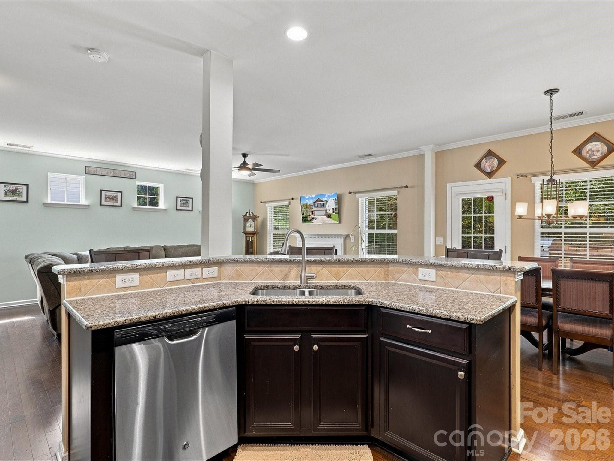 Single Family Residence at 78130 Rillstone Drive, Lancaster, photo 14 of 41