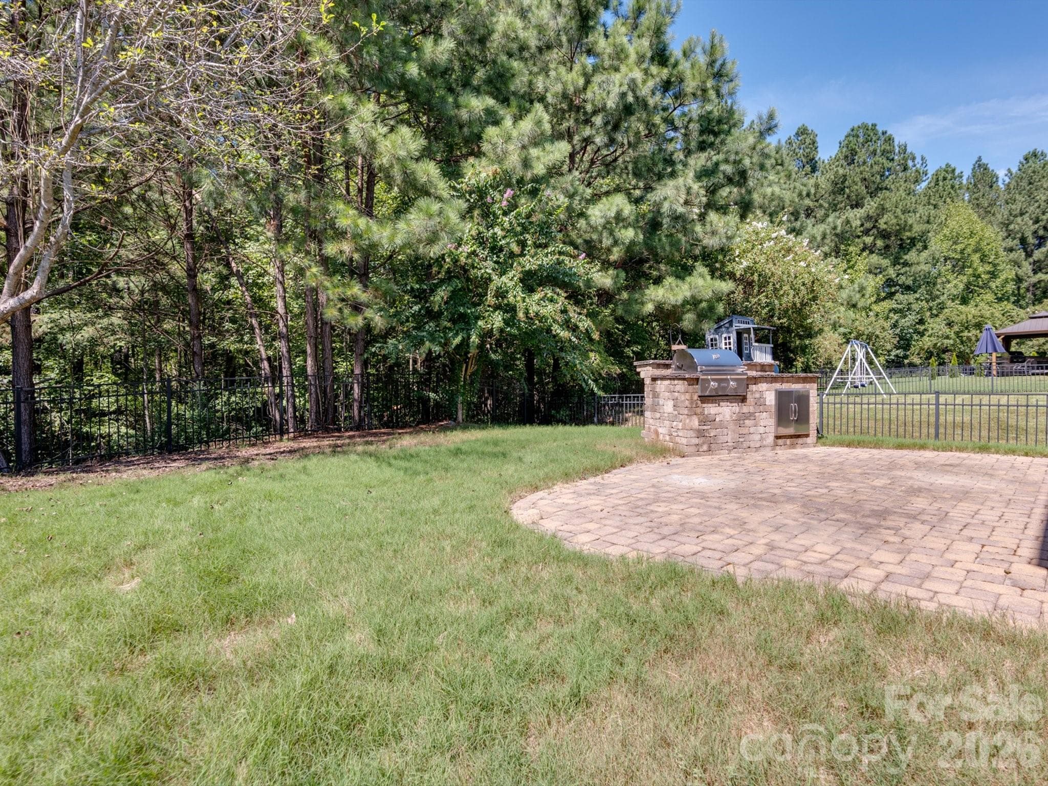 Single Family Residence at 78130 Rillstone Drive, Lancaster, photo 27 of 41