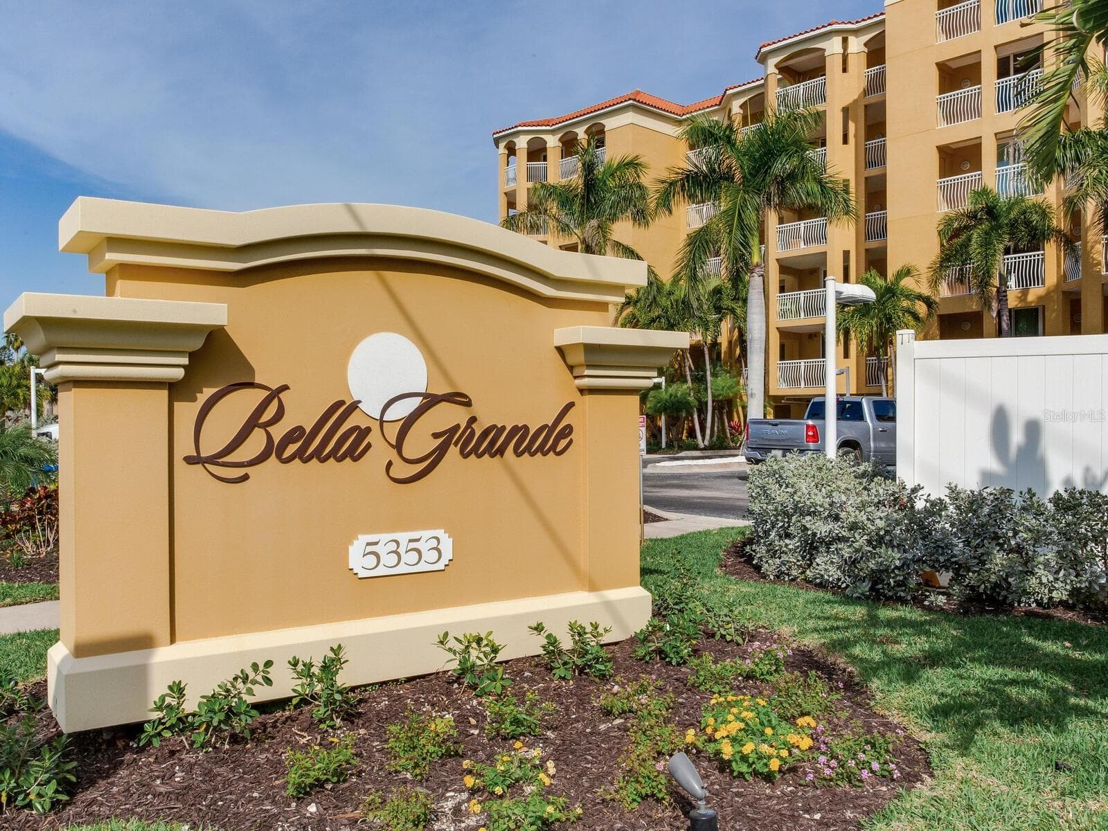 Belle Grande - 5353 GULF BLVD #B202, ST PETE BEACH