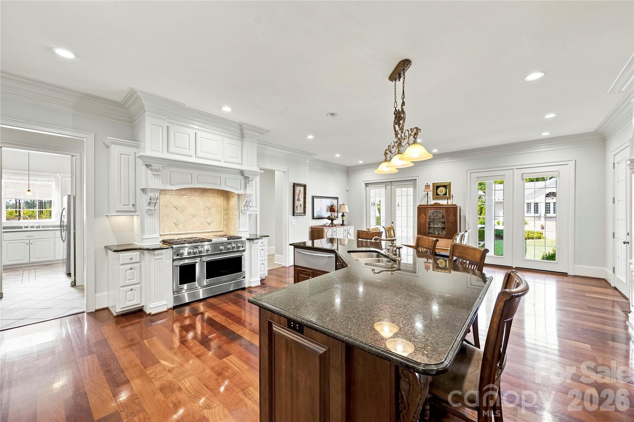 Estate Kitchen - 393 Youngs Bend Road, Kershaw