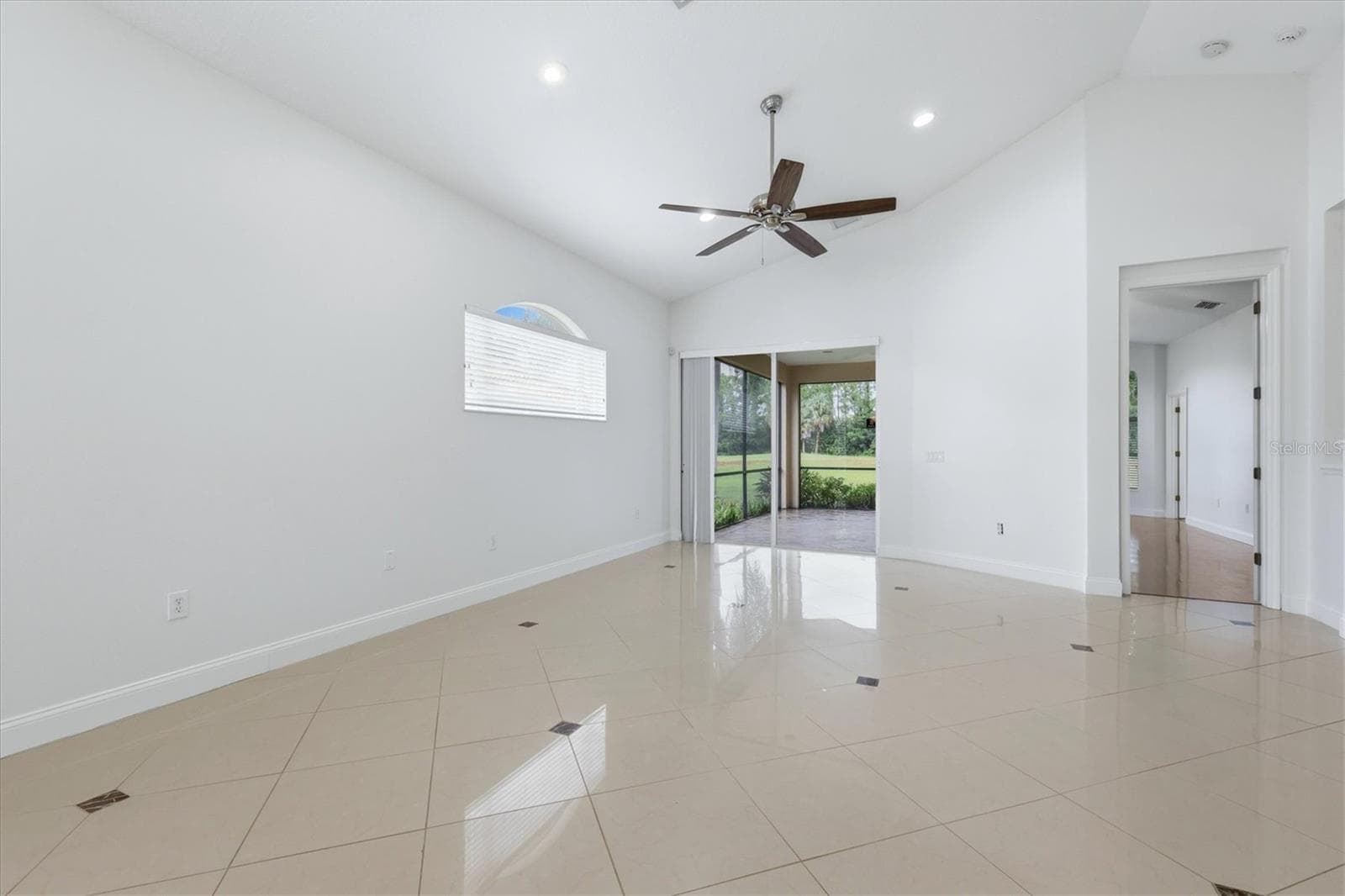 Great Room - 7519 BIRDS EYE TER, BRADENTON