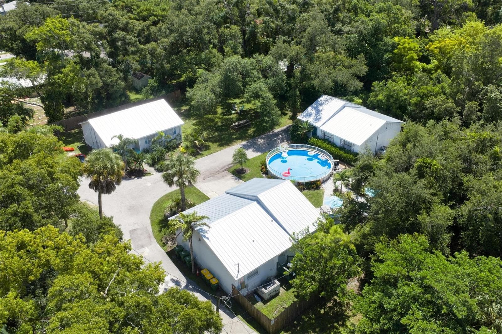 3 Homes 1 large Lot - 3476 WINTON AVE, SARASOTA