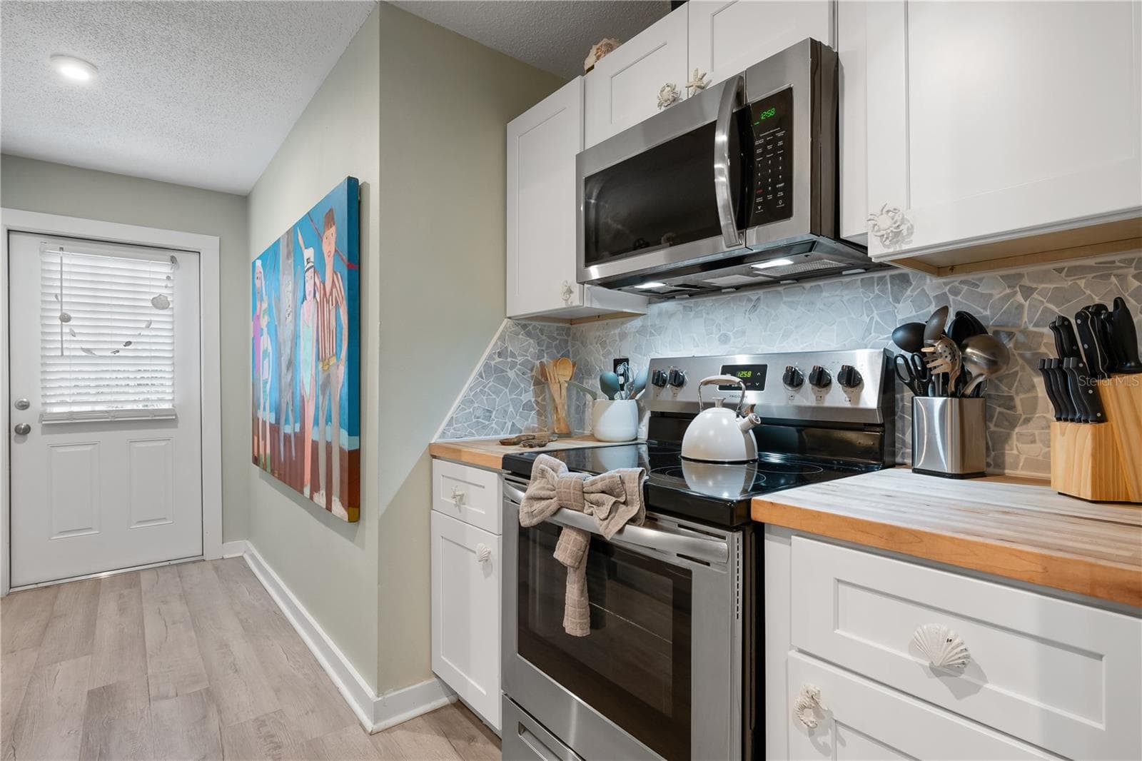 Cottage 1 kitchen - 3476 WINTON AVE, SARASOTA