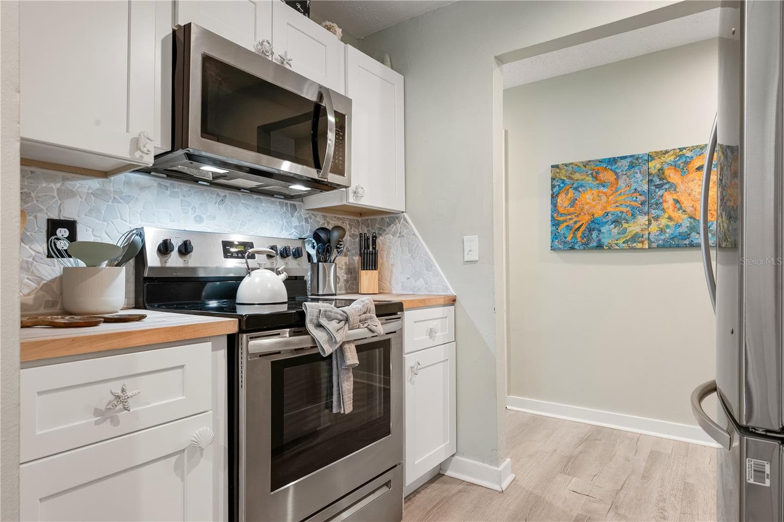 Cottage 1 kitchen - 3476 WINTON AVE, SARASOTA