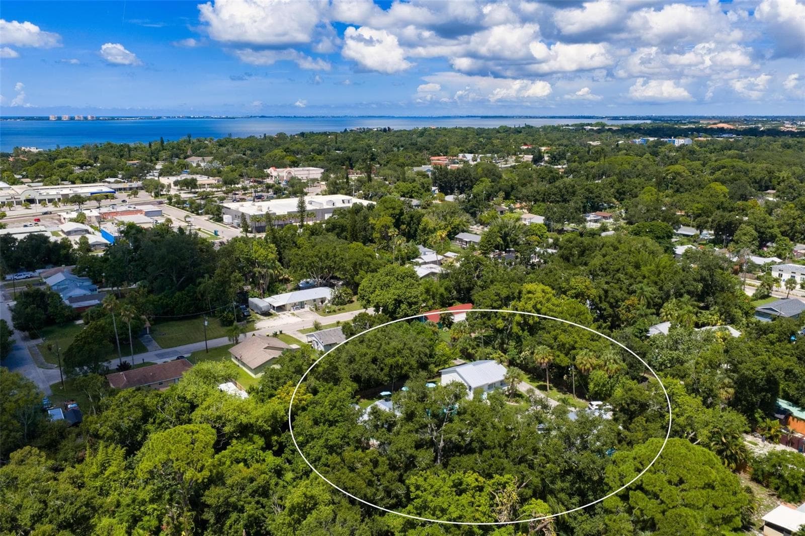 Close to Ringling museum - 3476 WINTON AVE, SARASOTA