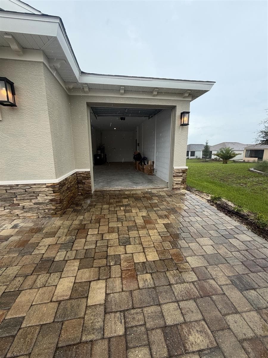 Single Family Residence at 10453 SW 99TH LN, OCALA, photo 8 of 25