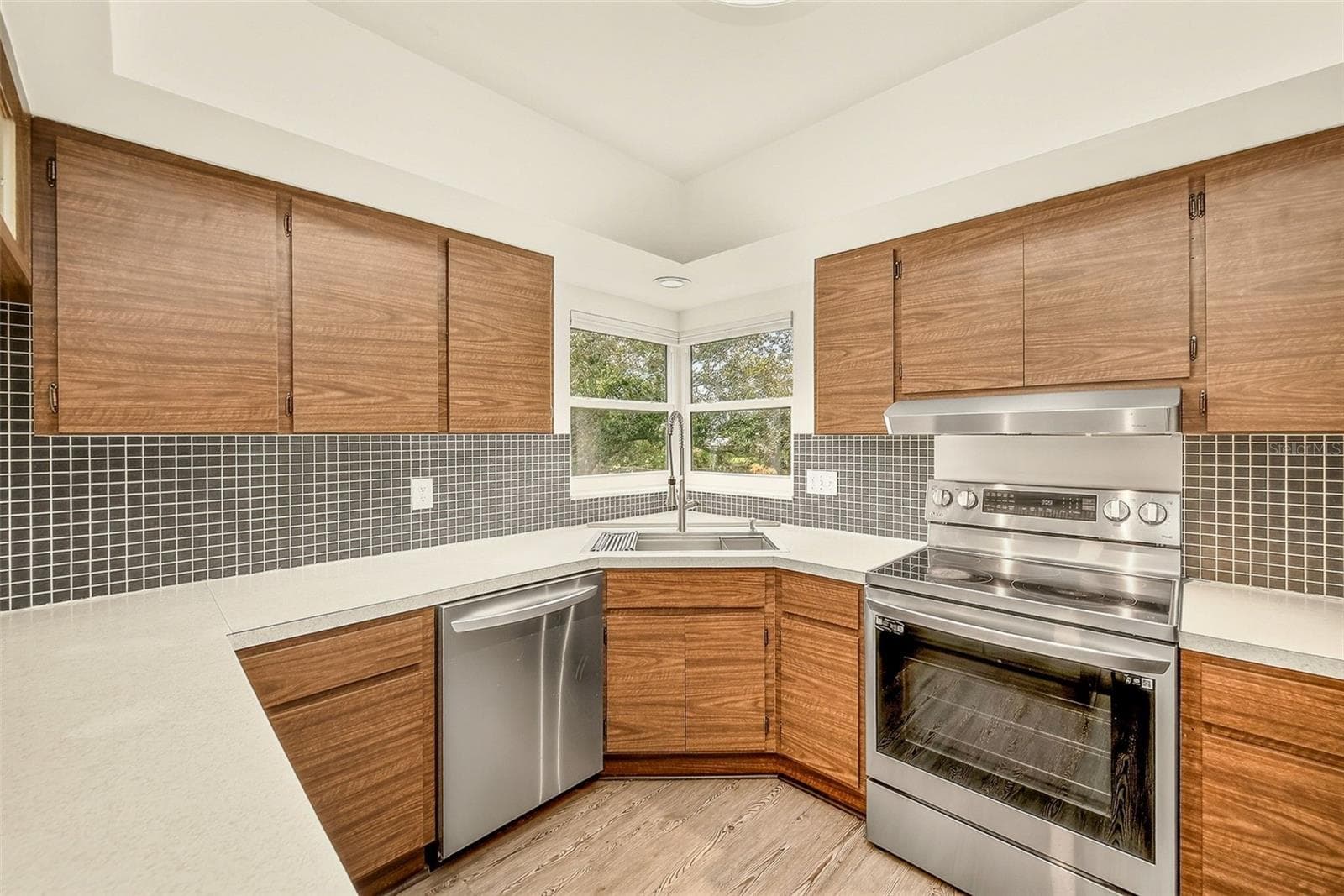 Condominium at 25 COUNTRY CLUB DR, LARGO, photo 12 of 44