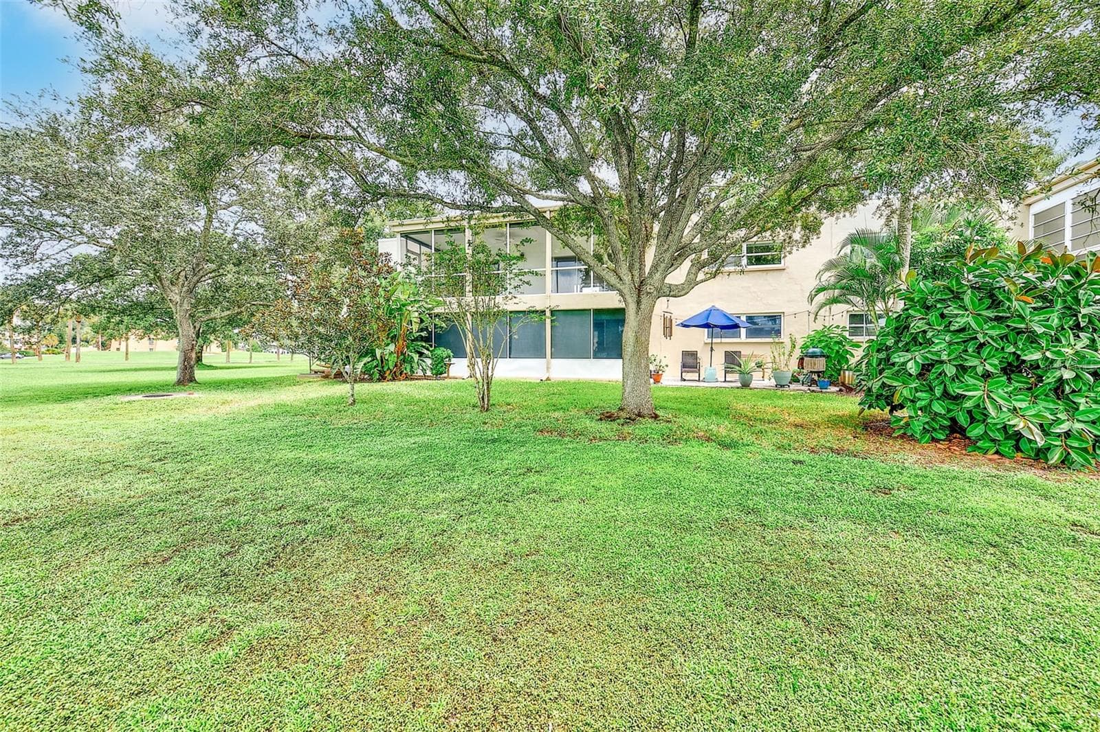Condominium at 25 COUNTRY CLUB DR, LARGO, photo 35 of 44