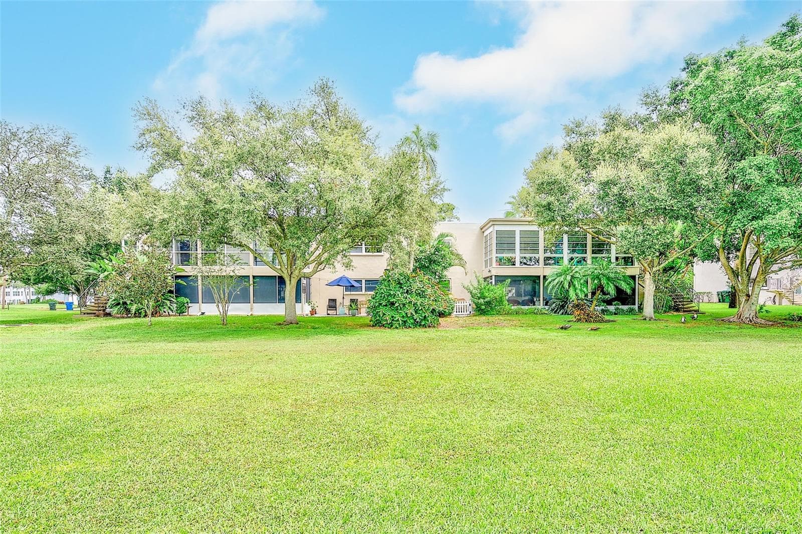 Condominium at 25 COUNTRY CLUB DR, LARGO, photo 36 of 44