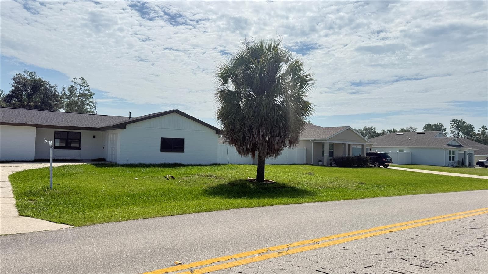 379 MARION OAKS LN