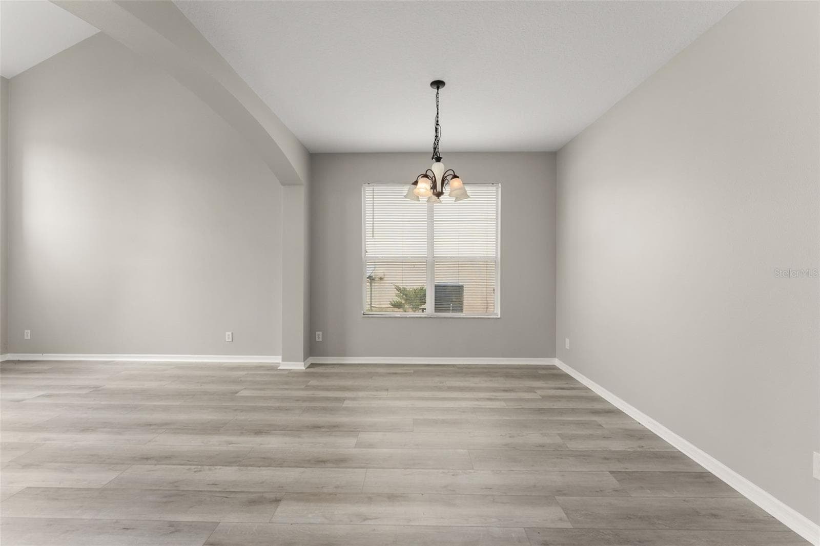 Single Family Residence at 33411 TERRAGONA DR, SORRENTO, photo 10 of 57