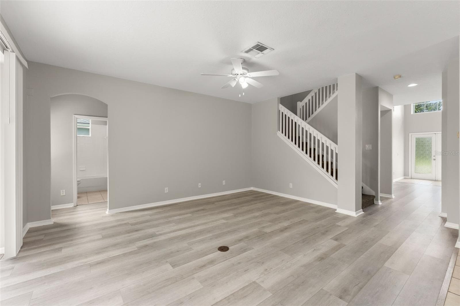 Single Family Residence at 33411 TERRAGONA DR, SORRENTO, photo 13 of 57