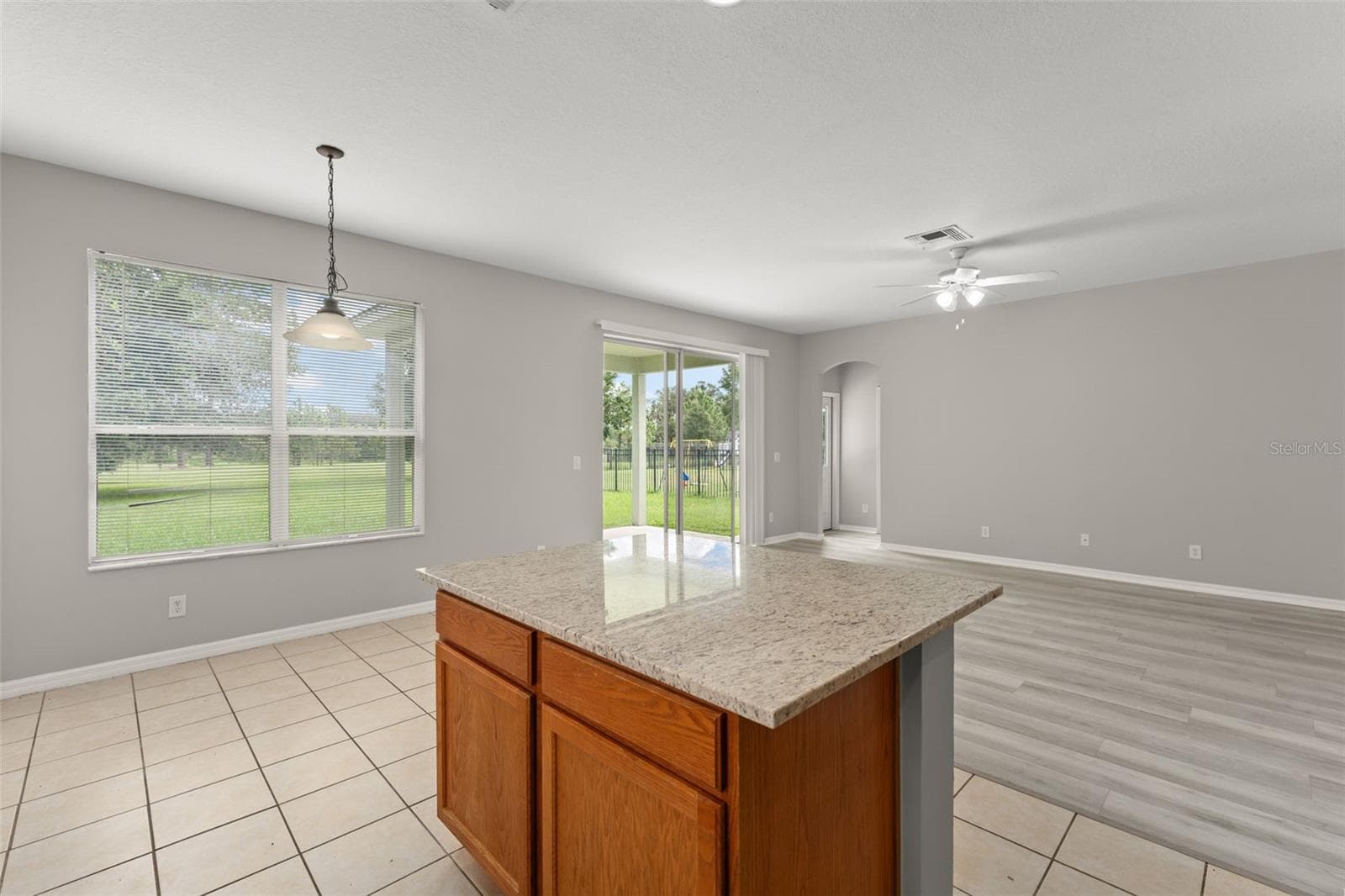 Single Family Residence at 33411 TERRAGONA DR, SORRENTO, photo 20 of 57