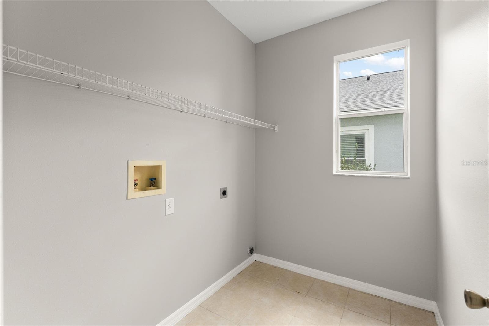 Single Family Residence at 33411 TERRAGONA DR, SORRENTO, photo 22 of 57