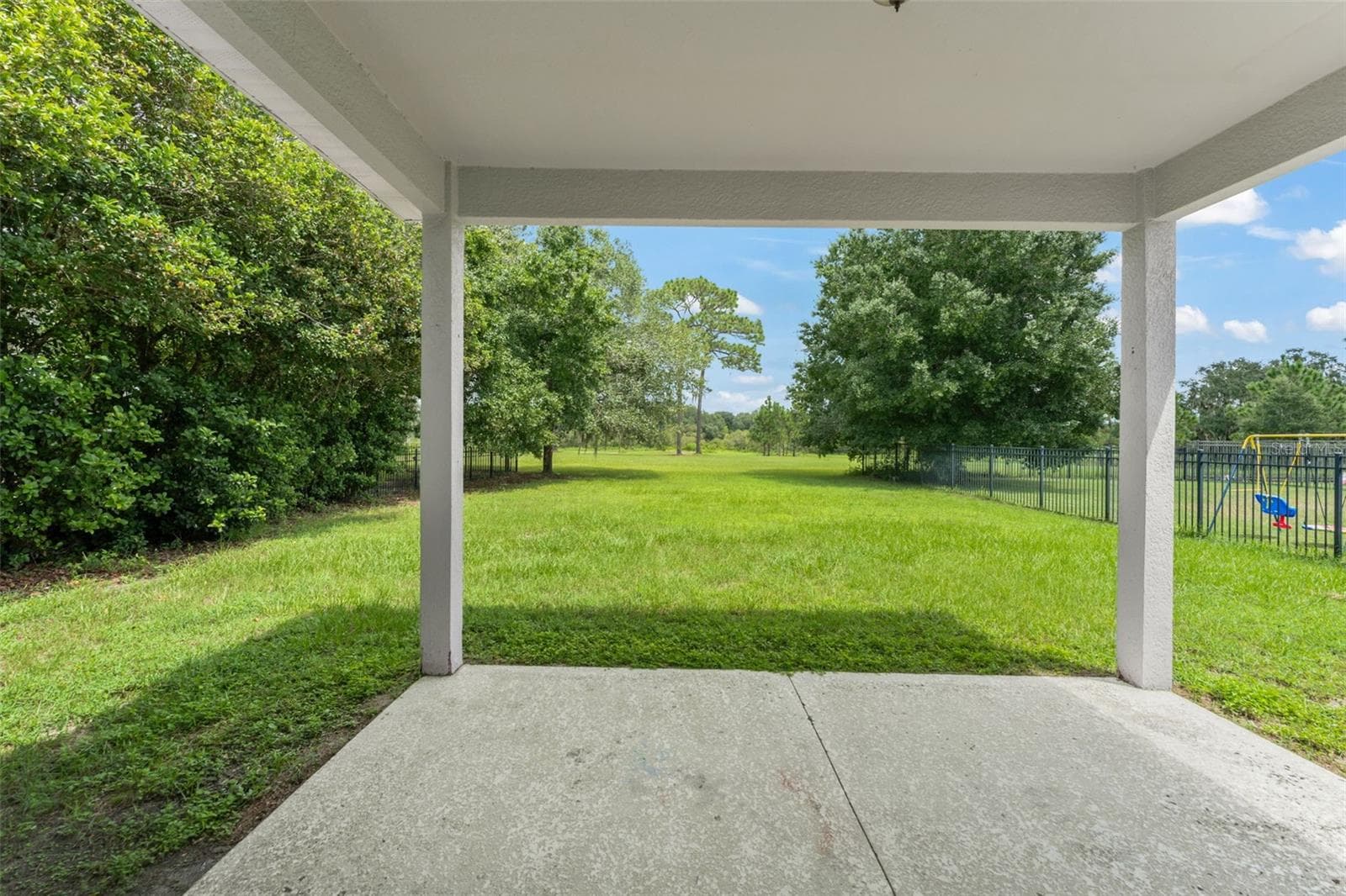 Single Family Residence at 33411 TERRAGONA DR, SORRENTO, photo 46 of 57