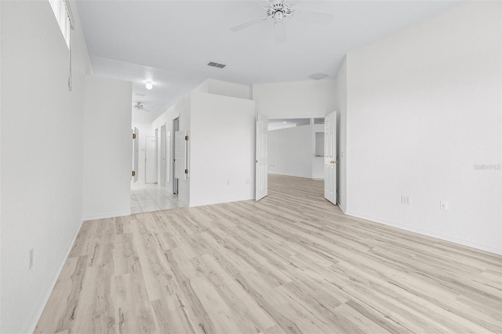 Single Family Residence at 2828 SHAUGHNESSY WAY, LAKELAND, photo 12 of 25