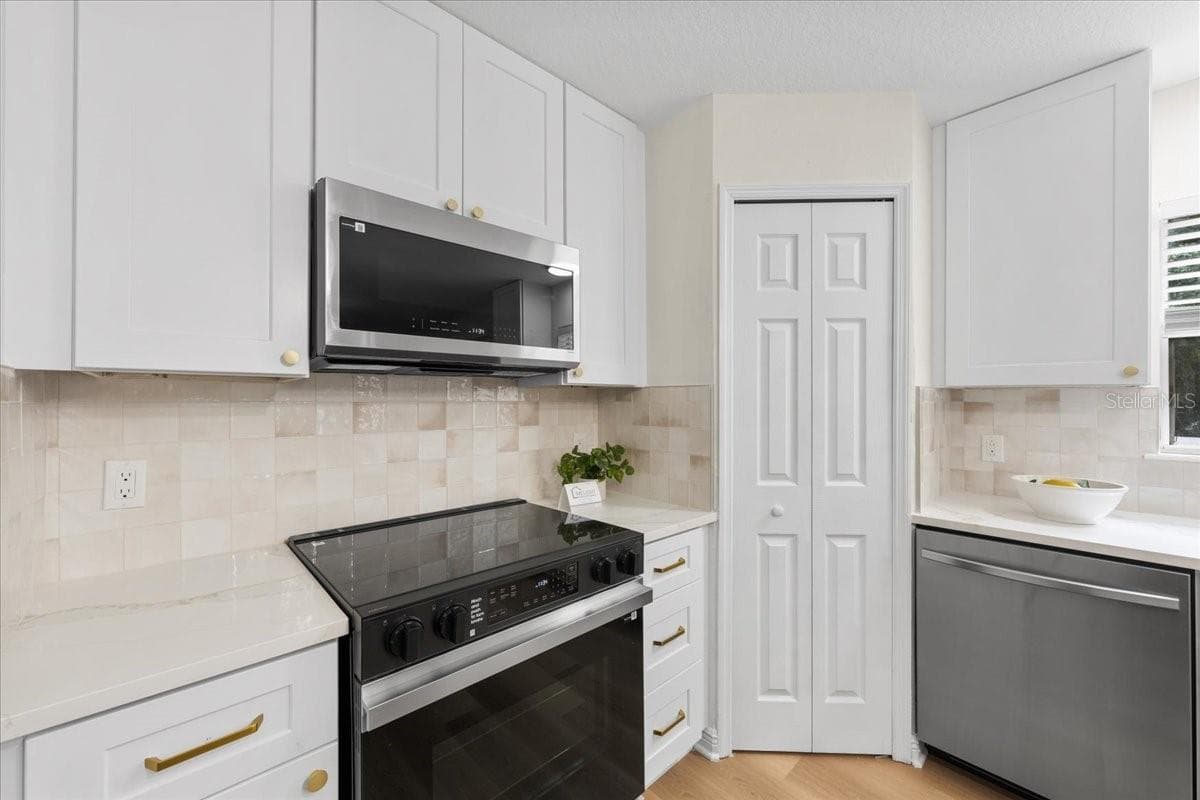 Single Family Residence at 3336 BELLERICAY LN, LAND O LAKES, photo 34 of 92