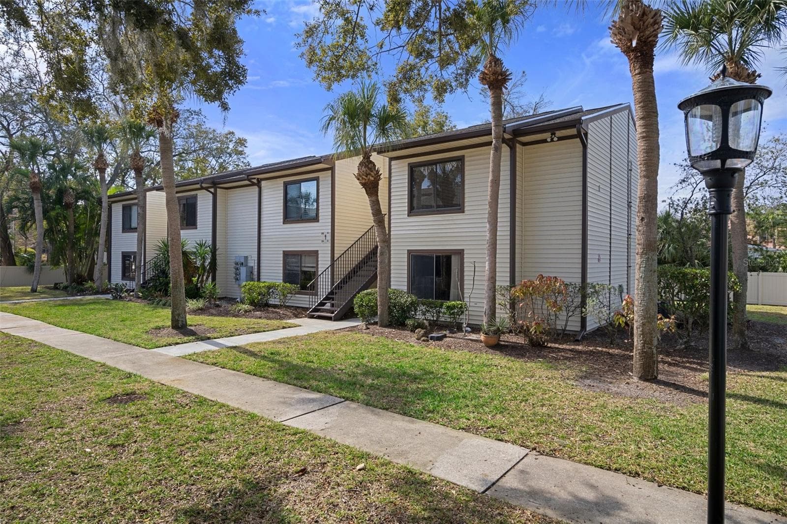 Condominium at 314 MOORINGS COVE DR, TARPON SPRINGS, photo 2 of 29