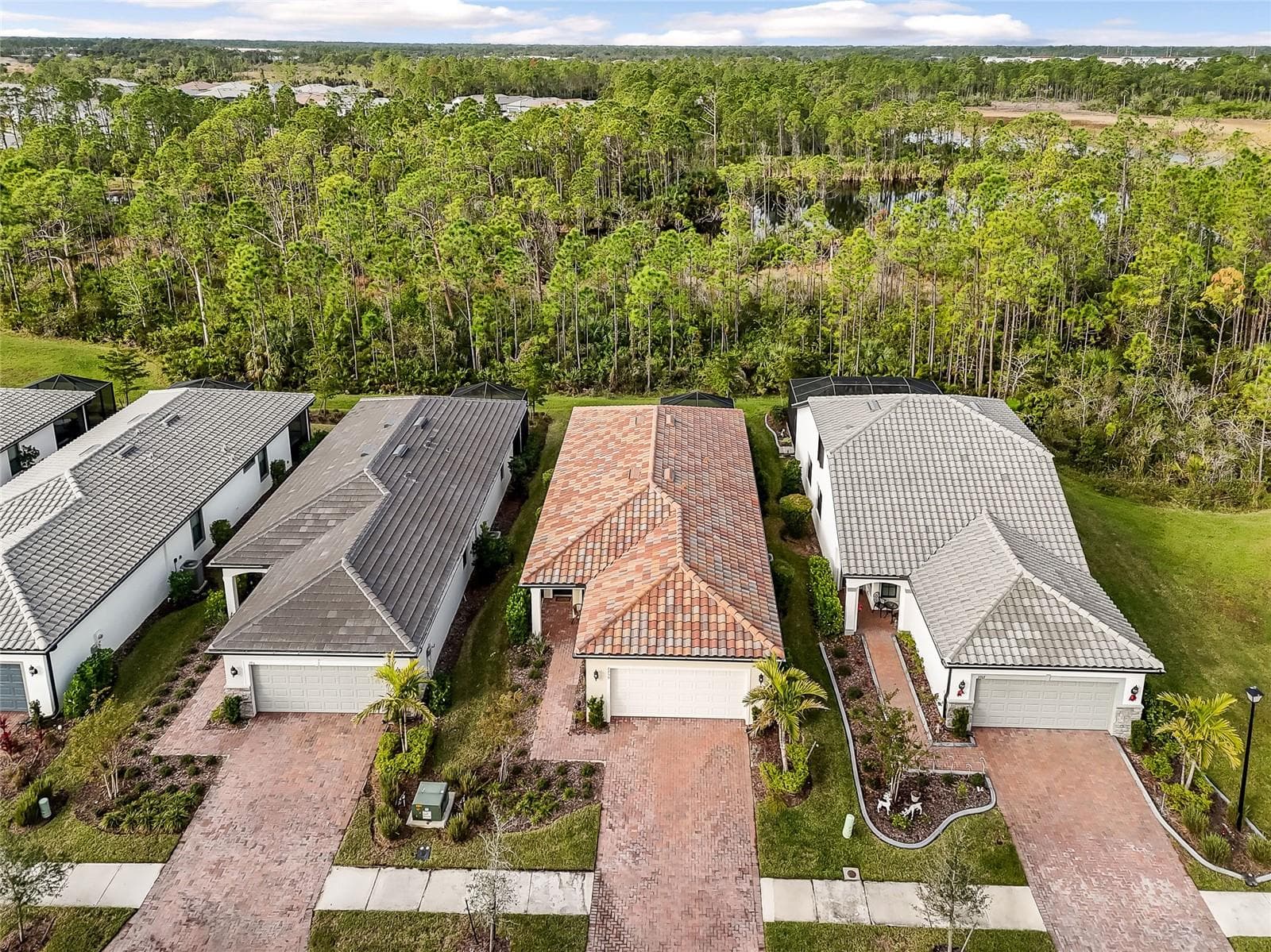 Single Family Residence at 2759 LAVANDULA CT, NORTH PORT, photo 32 of 48