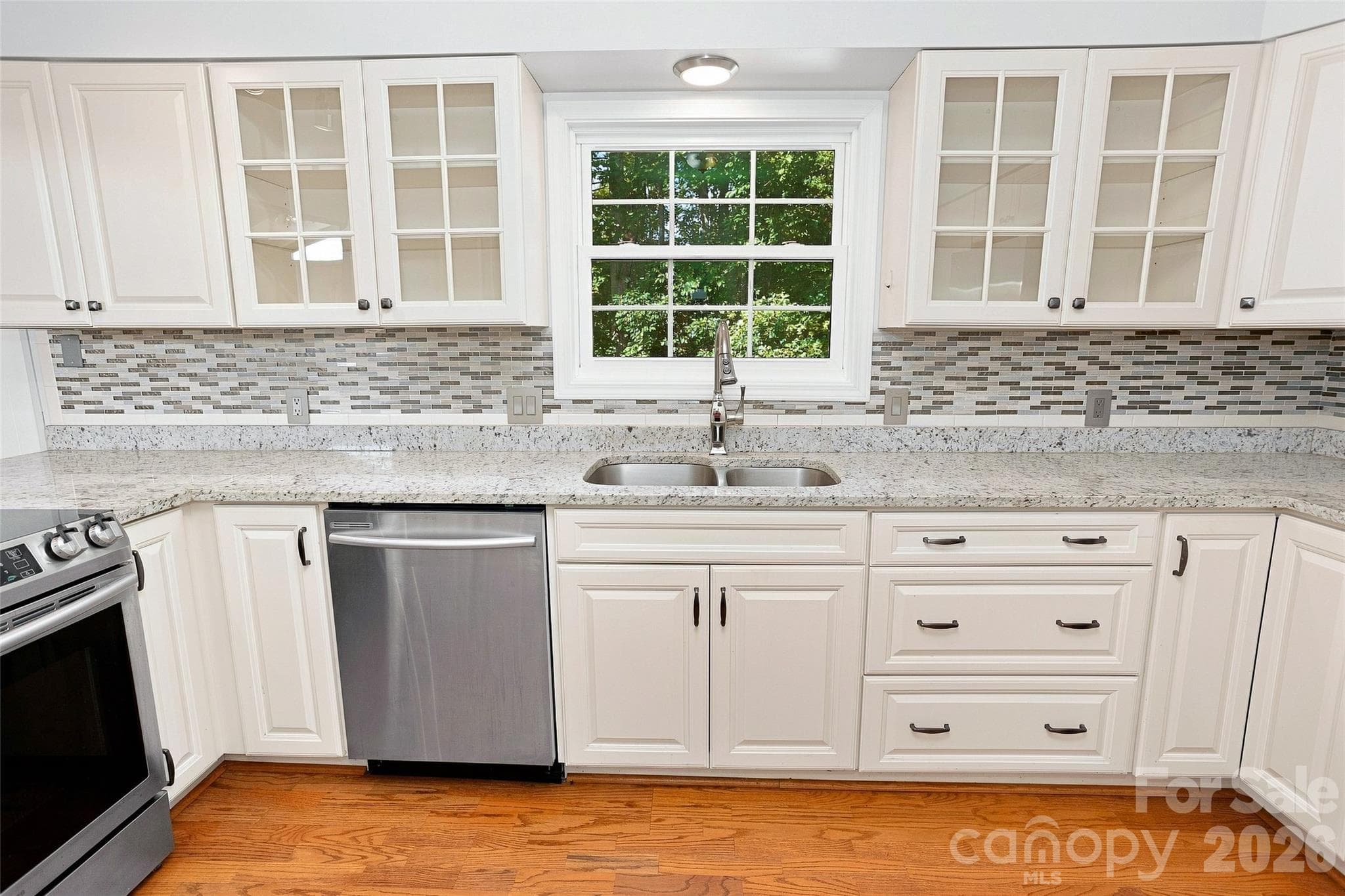 Single Family Residence at 30 Morning Glory Lane, Weaverville, photo 15 of 48