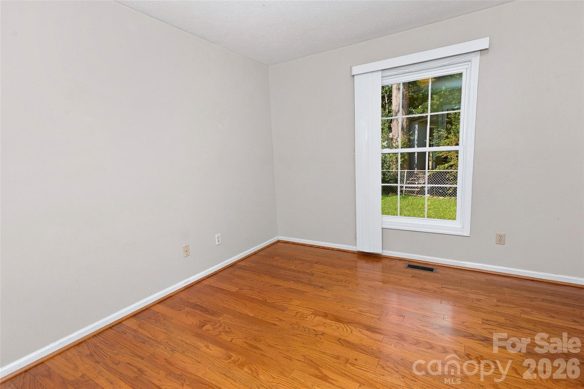 Single Family Residence at 30 Morning Glory Lane, Weaverville, photo 16 of 48