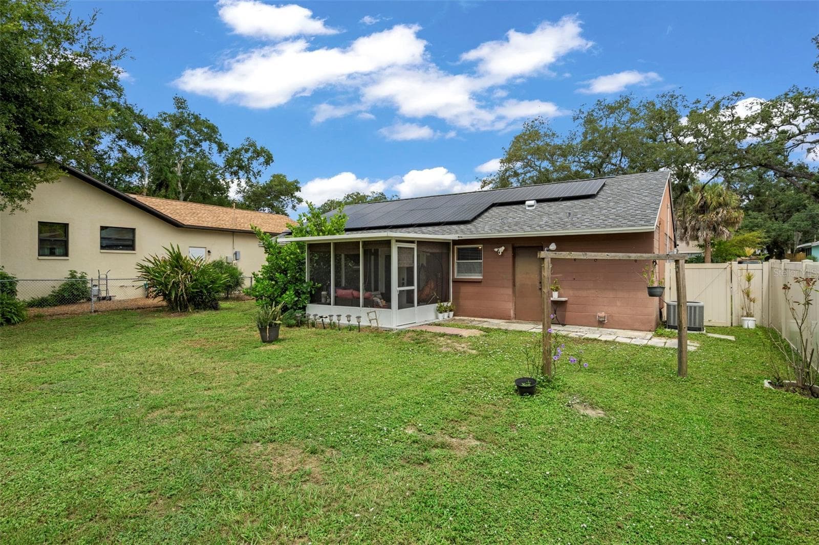 Single Family Residence at 612 E SPRUCE ST, TARPON SPRINGS, photo 28 of 46