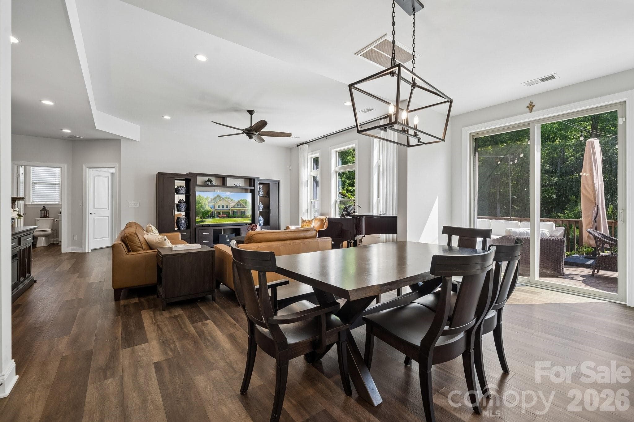 Single Family Residence at 263 Forsythia Lane, Tega Cay, photo 11 of 37