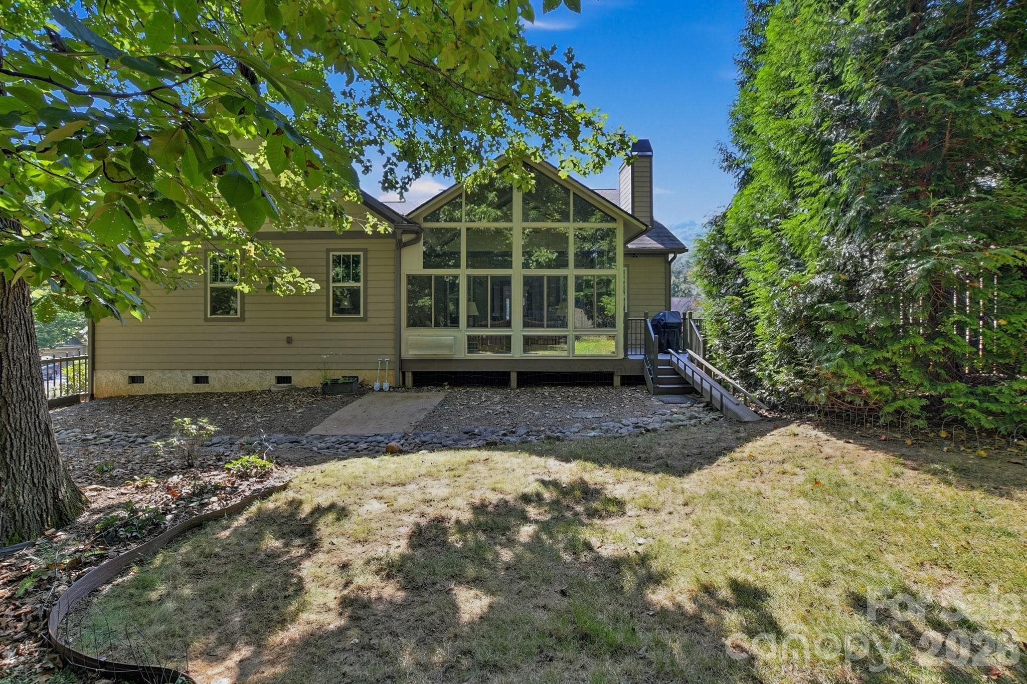 Single Family Residence at 323 Fennel Dun Circle, Biltmore Lake, photo 32 of 44
