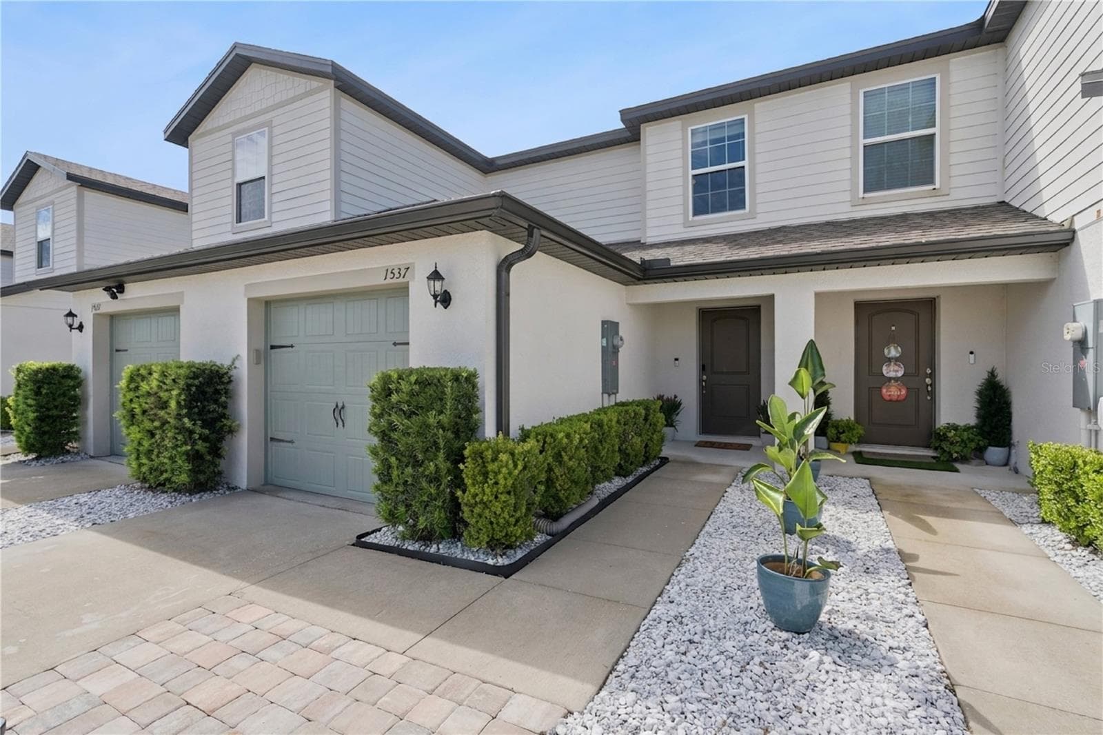 Walk Up - 1537 WYNFORD CIR, TAVARES