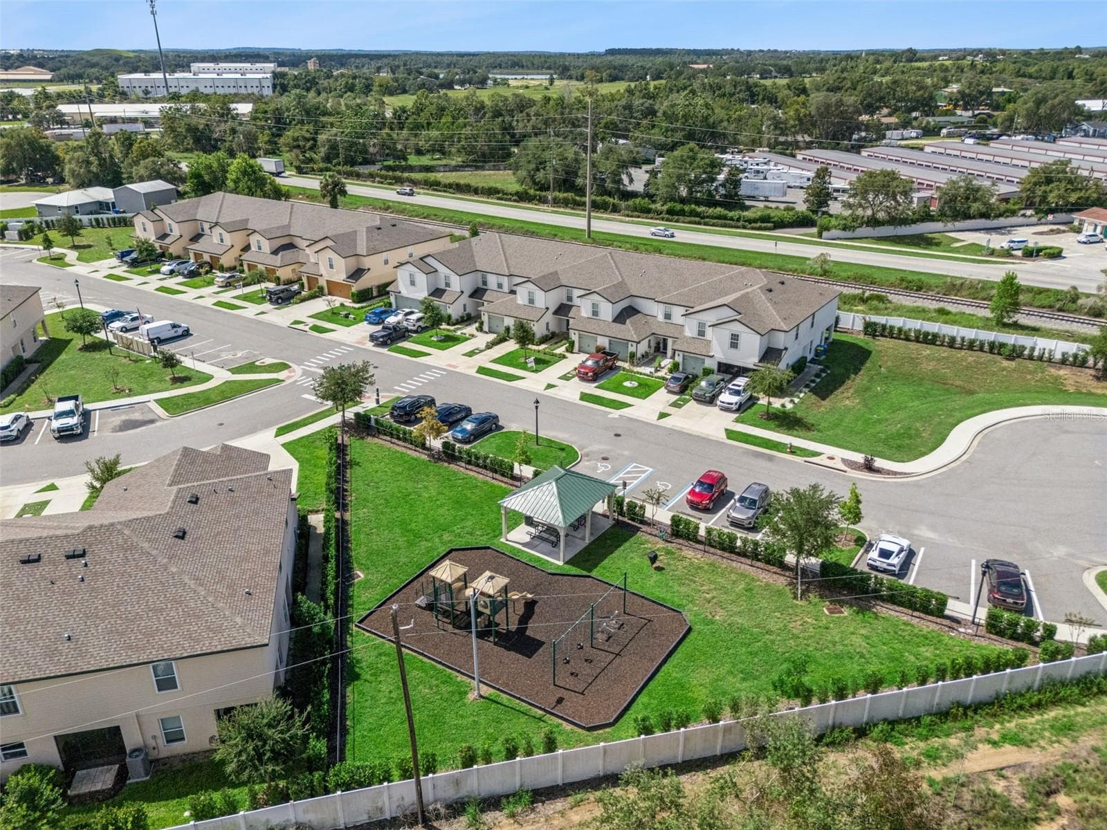 Community Playground - 1537 WYNFORD CIR, TAVARES