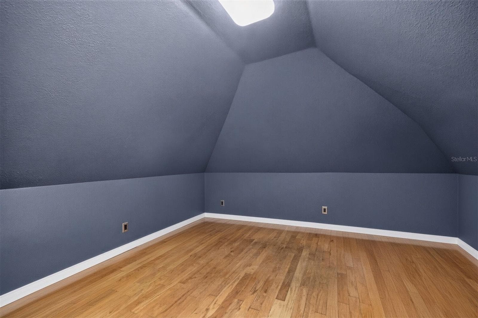 Single Family Residence at 2101 20TH AVE N, ST PETERSBURG, photo 20 of 27