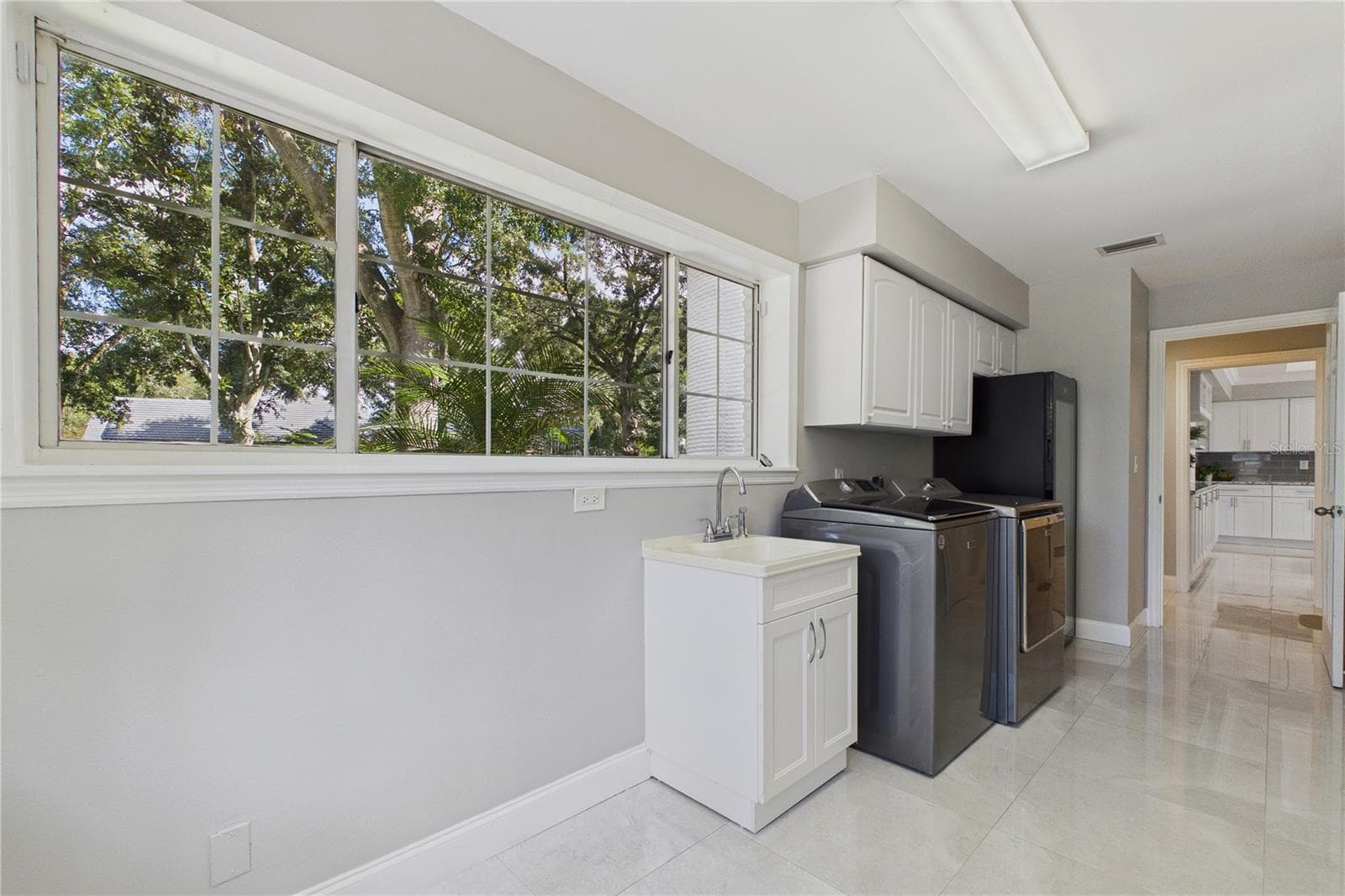 Laundry Room - 9102 S BAY DR, ORLANDO