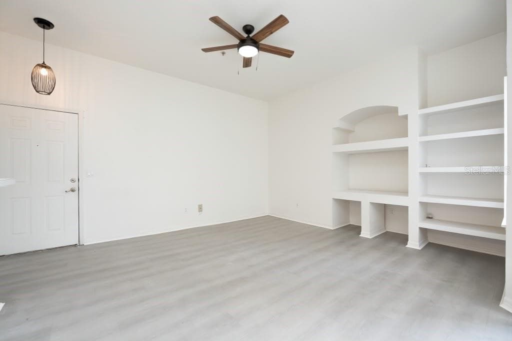 Condominium at 7230 WESTPOINTE BLVD #1233, ORLANDO, photo 4 of 23