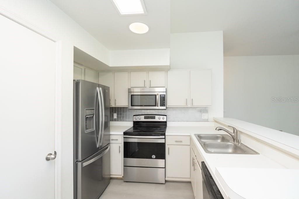Condominium at 7230 WESTPOINTE BLVD #1233, ORLANDO, photo 10 of 23