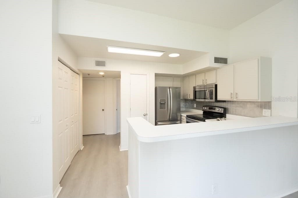 Condominium at 7230 WESTPOINTE BLVD #1233, ORLANDO, photo 11 of 23