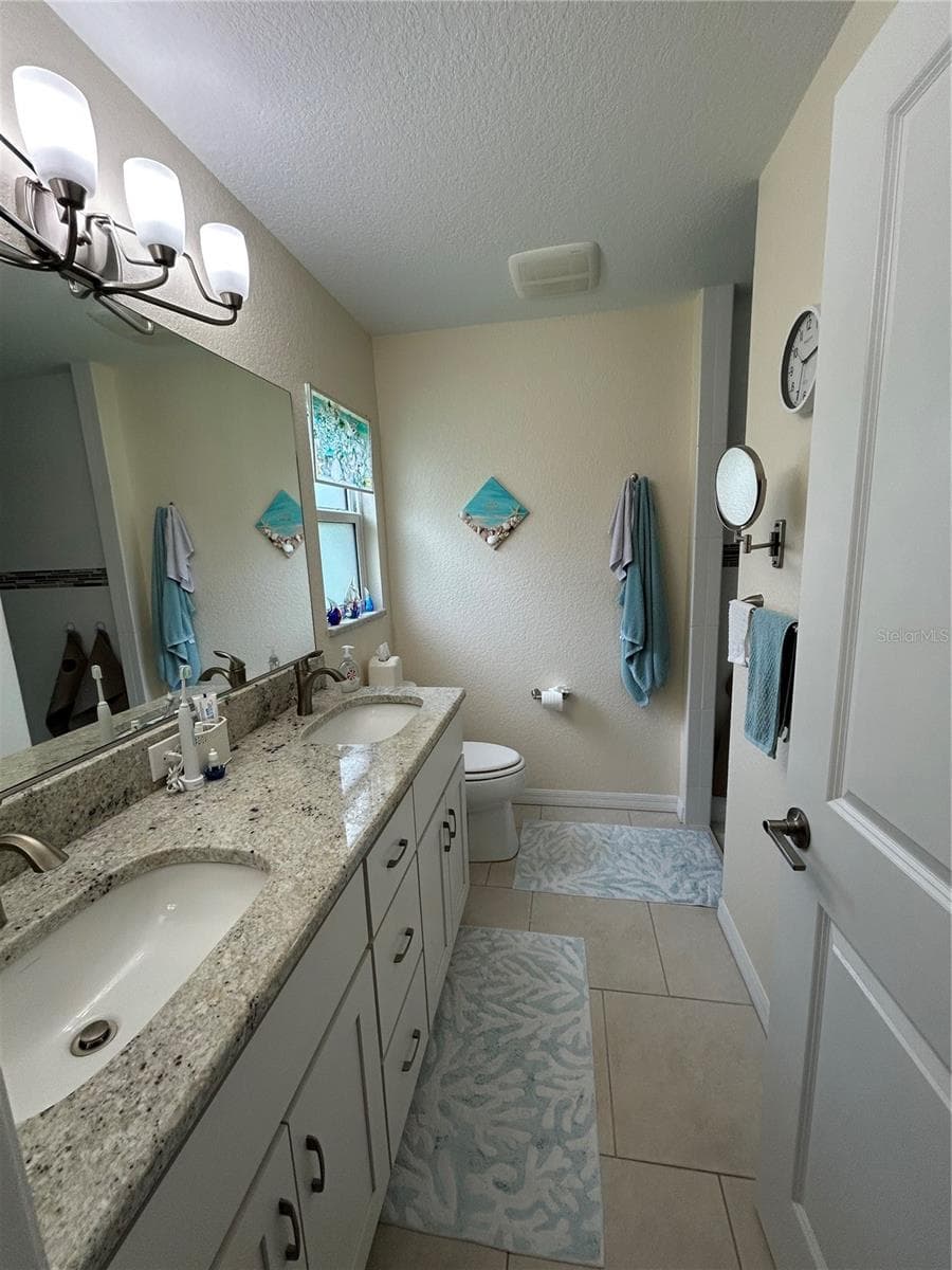 Single Family Residence at 1759 HAINSWORTH AVE, NORTH PORT, photo 5 of 26