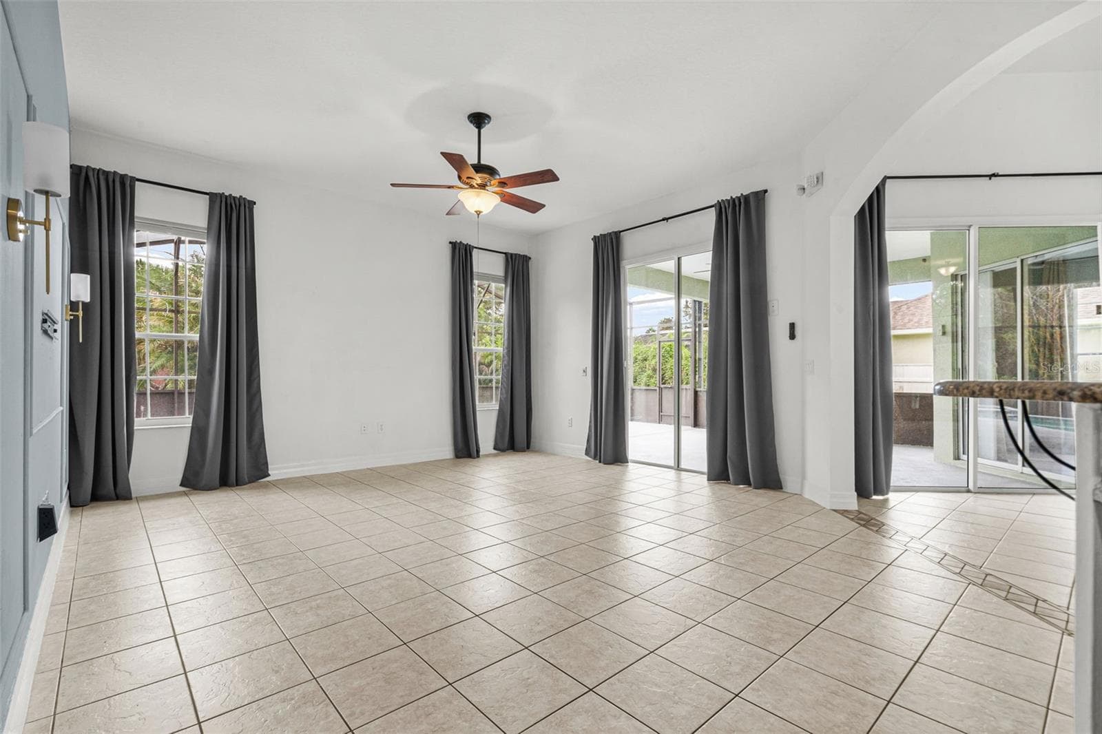 Single Family Residence at 2806 SPINNING SILK CT, KISSIMMEE, photo 23 of 66