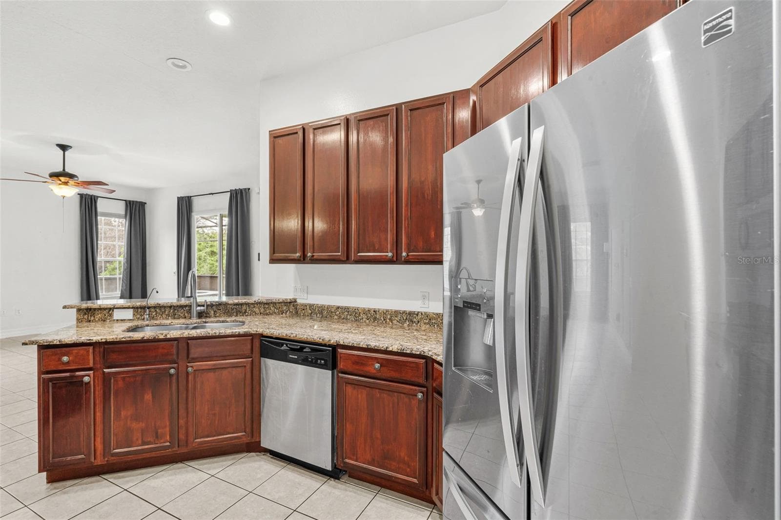Single Family Residence at 2806 SPINNING SILK CT, KISSIMMEE, photo 25 of 66