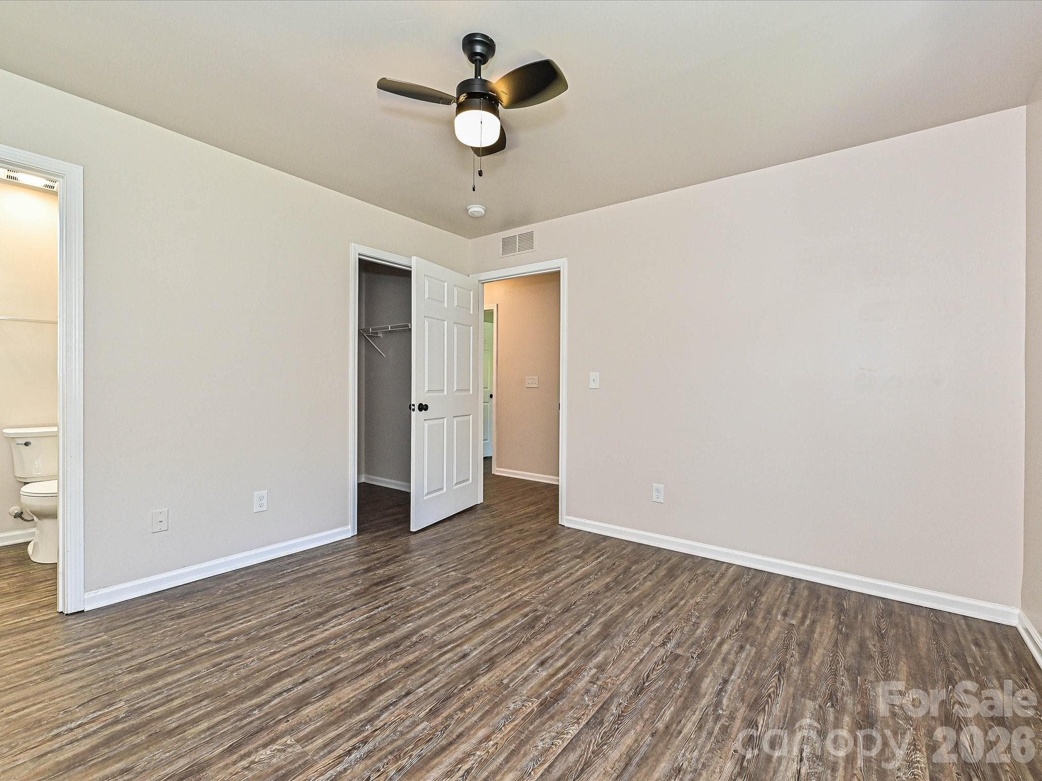 Single Family Residence at 402 Jones Street, Charlotte, photo 19 of 30