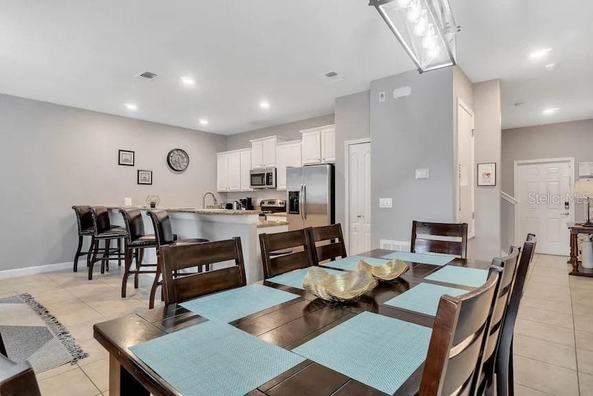Townhouse at 8966 SUGAR PALM RD, KISSIMMEE, photo 2 of 29