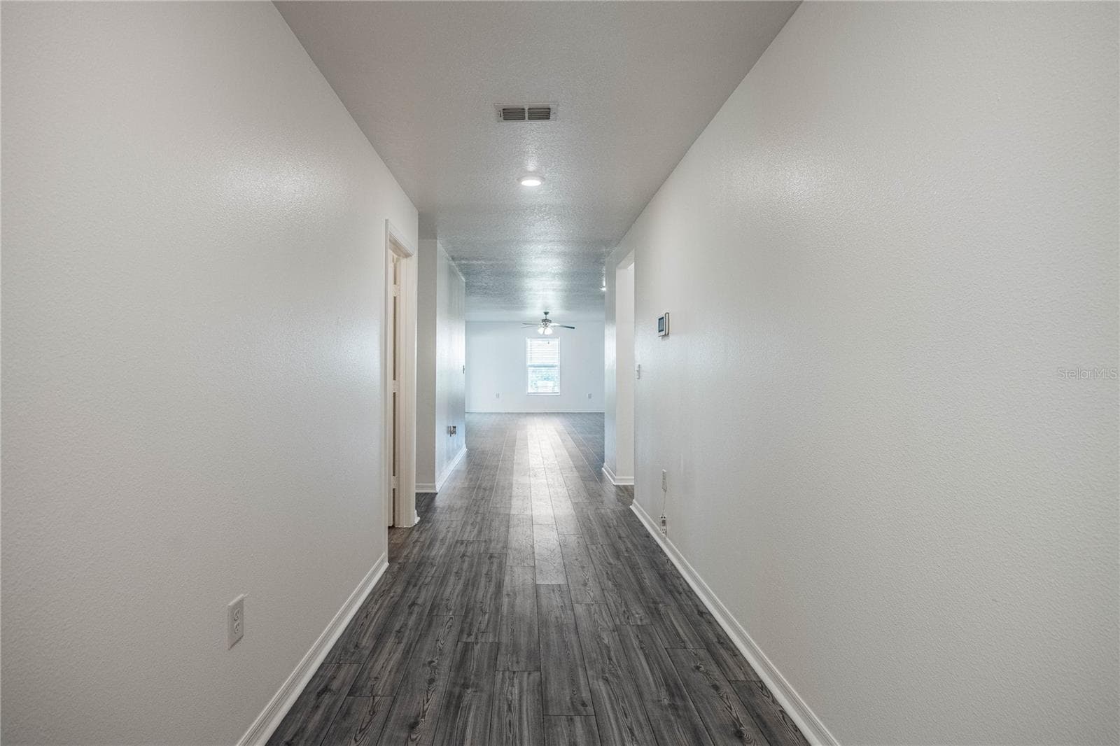 Single Family Residence at 2021 AMBER SWEET CIR, DUNDEE, photo 5 of 39