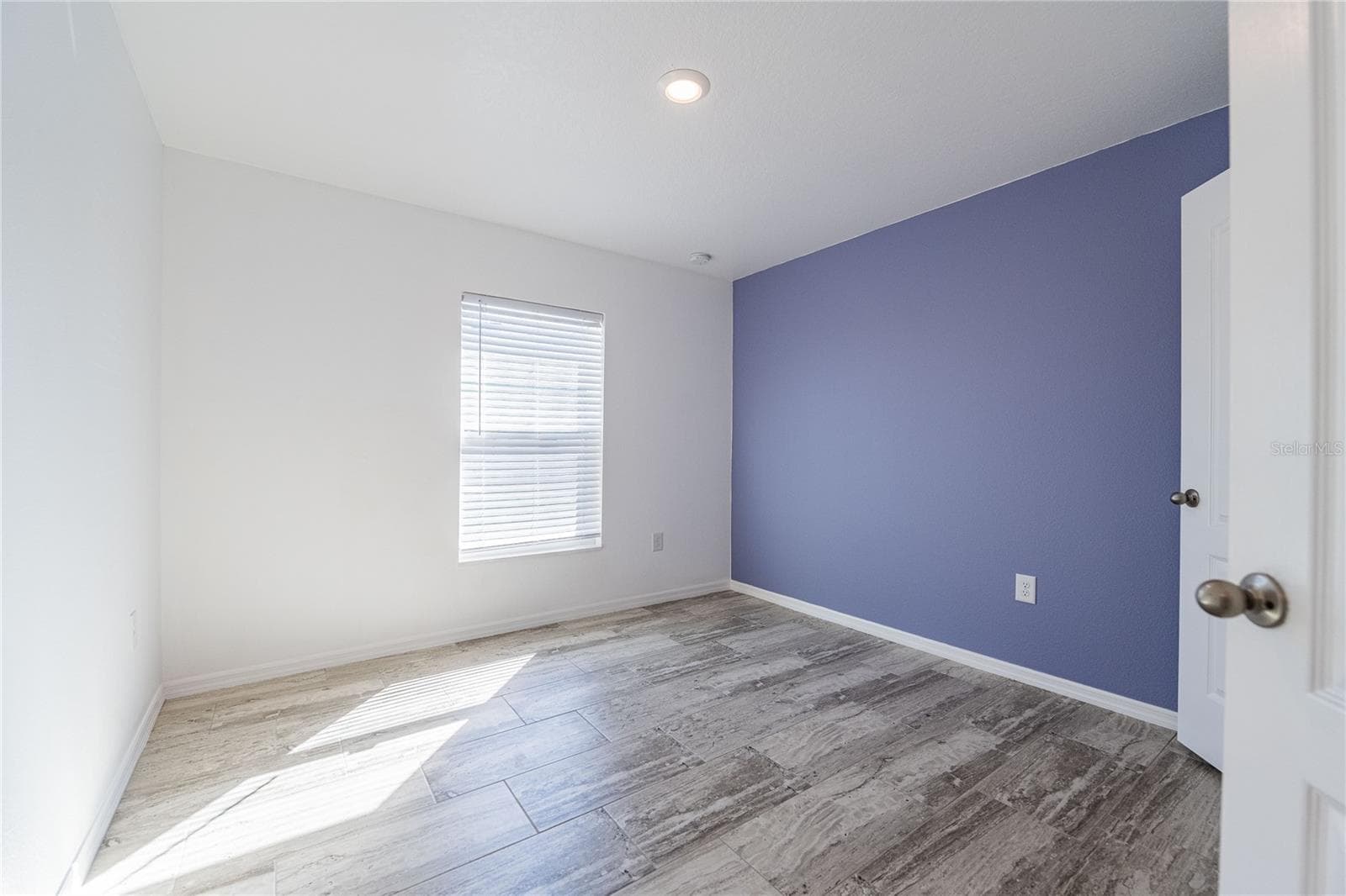 Single Family Residence at 2021 AMBER SWEET CIR, DUNDEE, photo 21 of 39