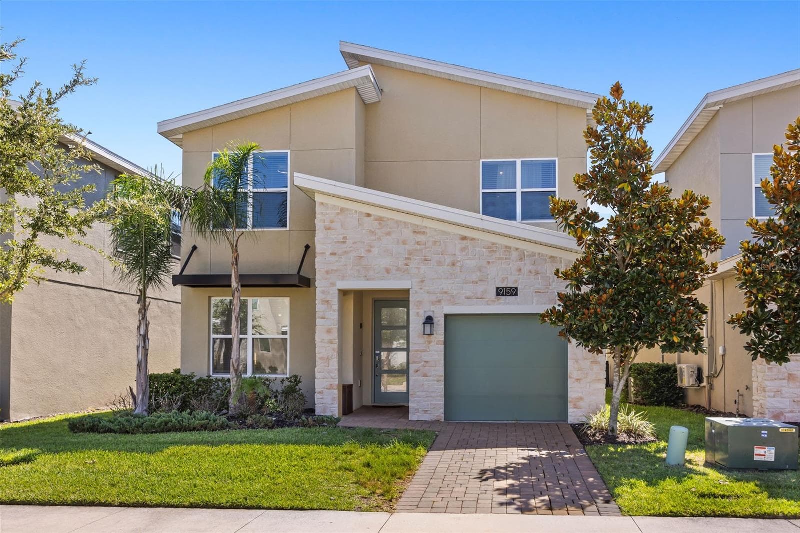 9159 SOMMERSET HILLS DR