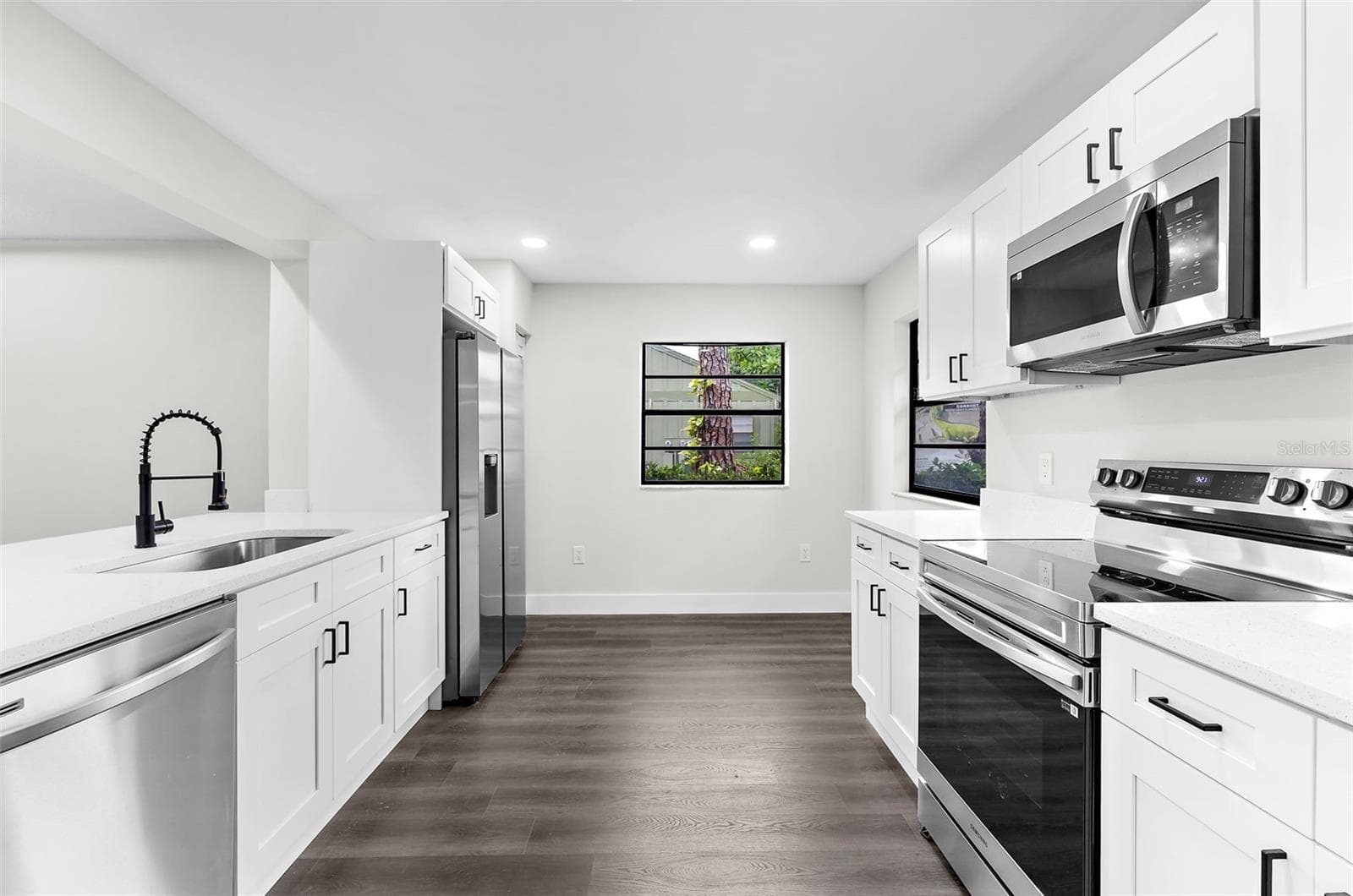 Villa at 5014 BARRINGTON CIR #2102, SARASOTA, photo 10 of 39