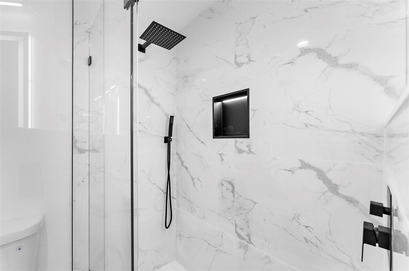 Villa at 5014 BARRINGTON CIR #2102, SARASOTA, photo 19 of 39