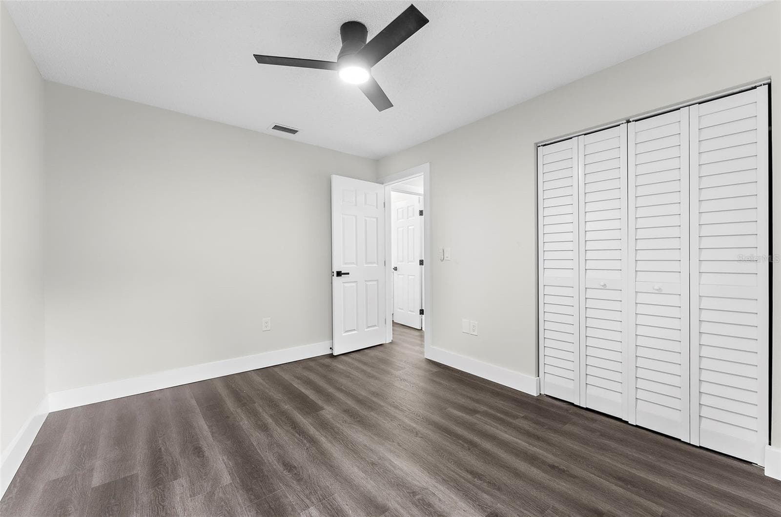 Villa at 5014 BARRINGTON CIR #2102, SARASOTA, photo 22 of 39