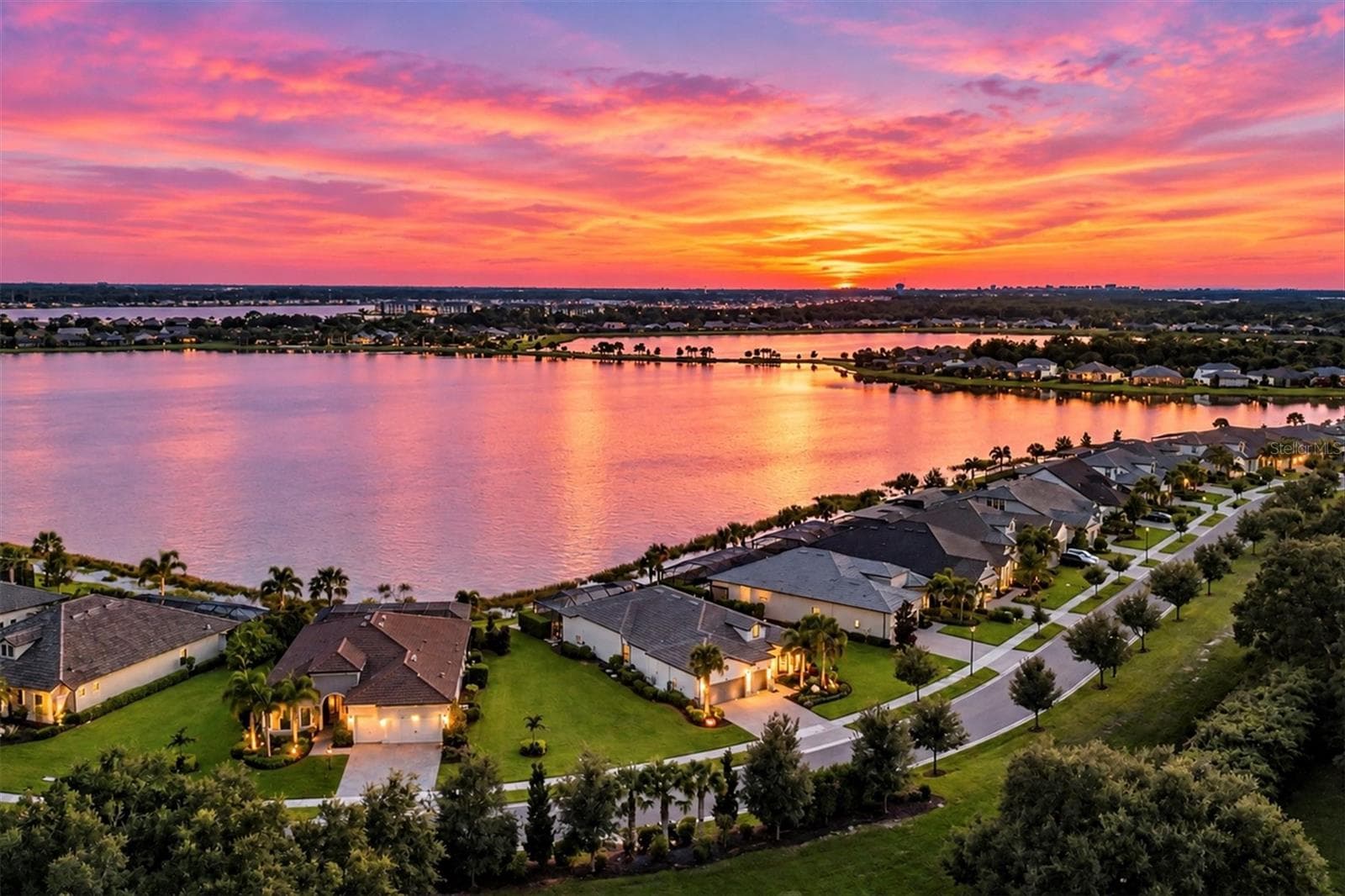 Single Family Residence at 7789 MAINSAIL LN, SARASOTA, photo 72 of 97